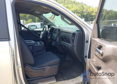 2020 Chevrolet Silverado 1500 4Wd Short Bed Custom z USA, uszkodzony, nr VIN 3GCPYBEK0LG166208